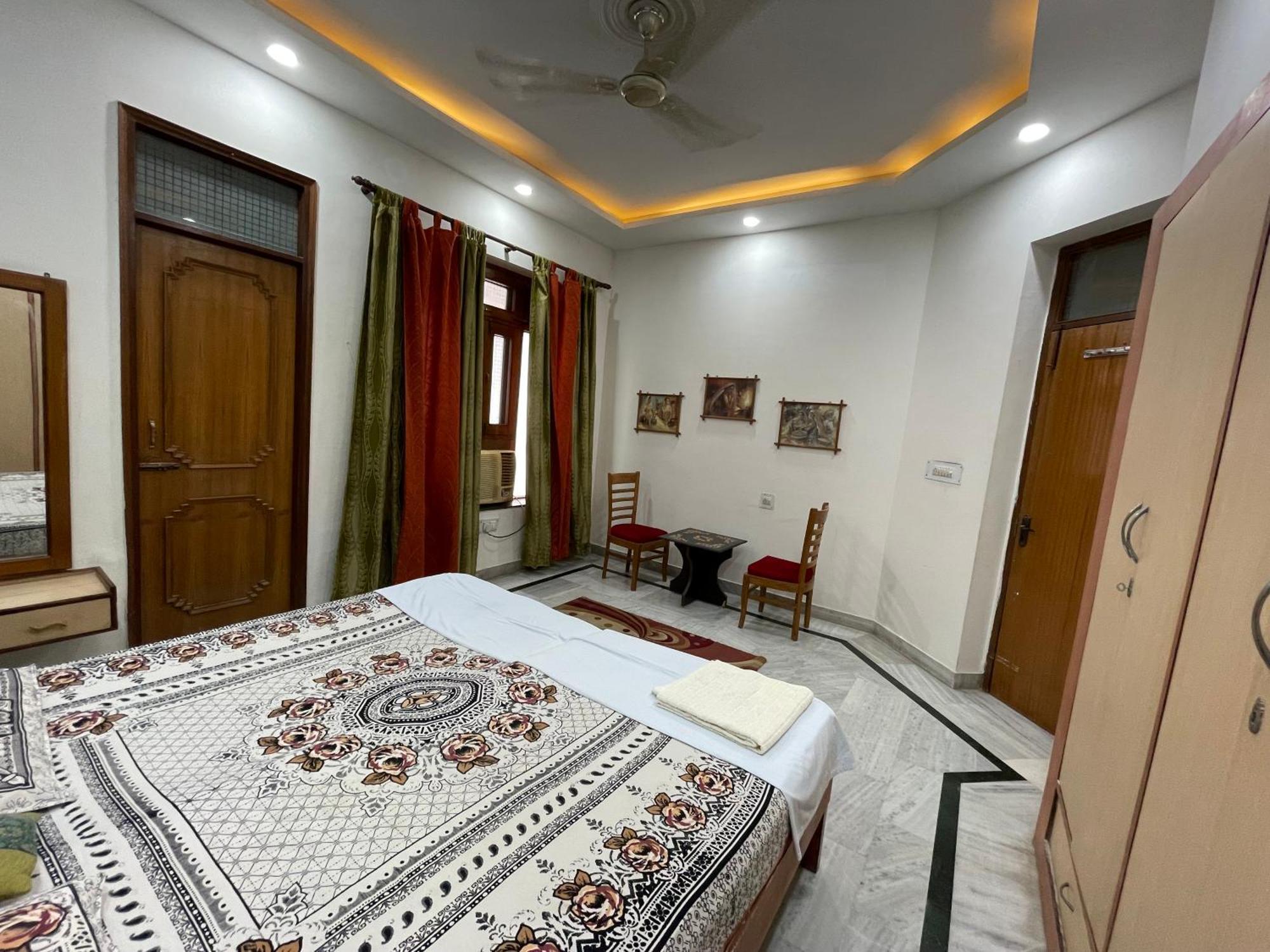 N Homestay Agra Tajganj Ngoại thất bức ảnh