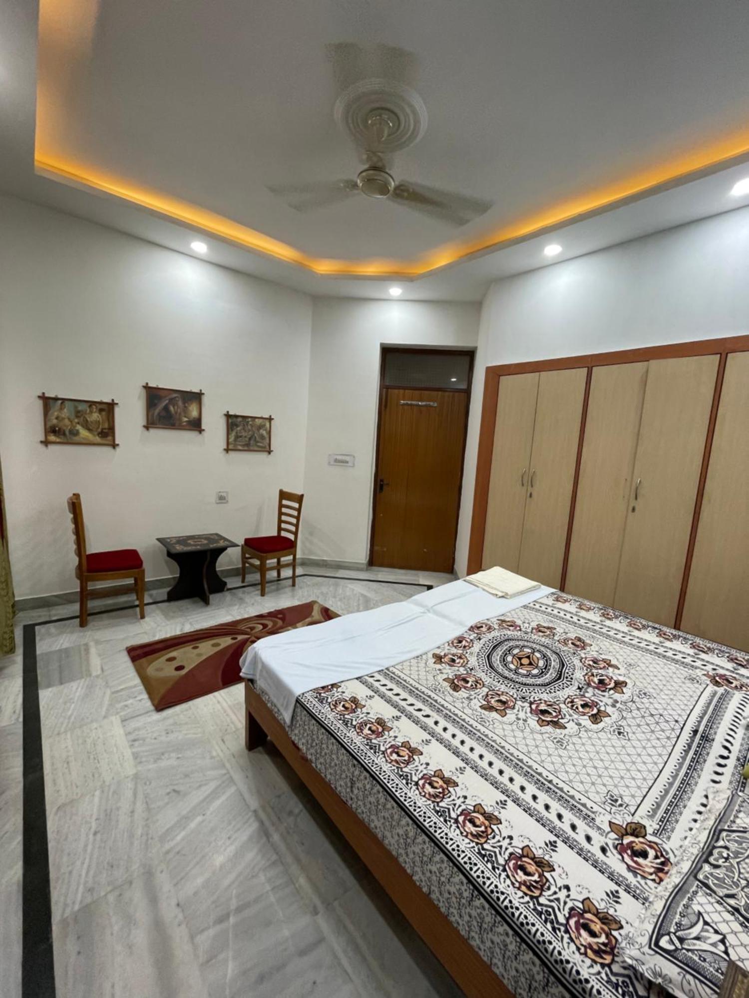 N Homestay Agra Tajganj Ngoại thất bức ảnh