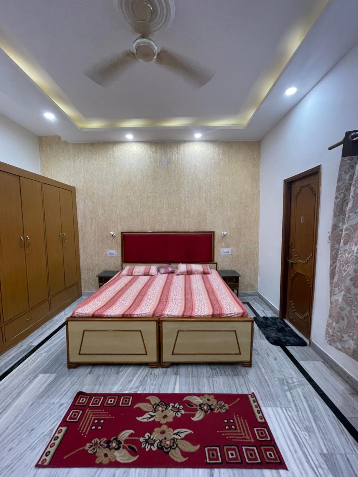 N Homestay Agra Tajganj Ngoại thất bức ảnh